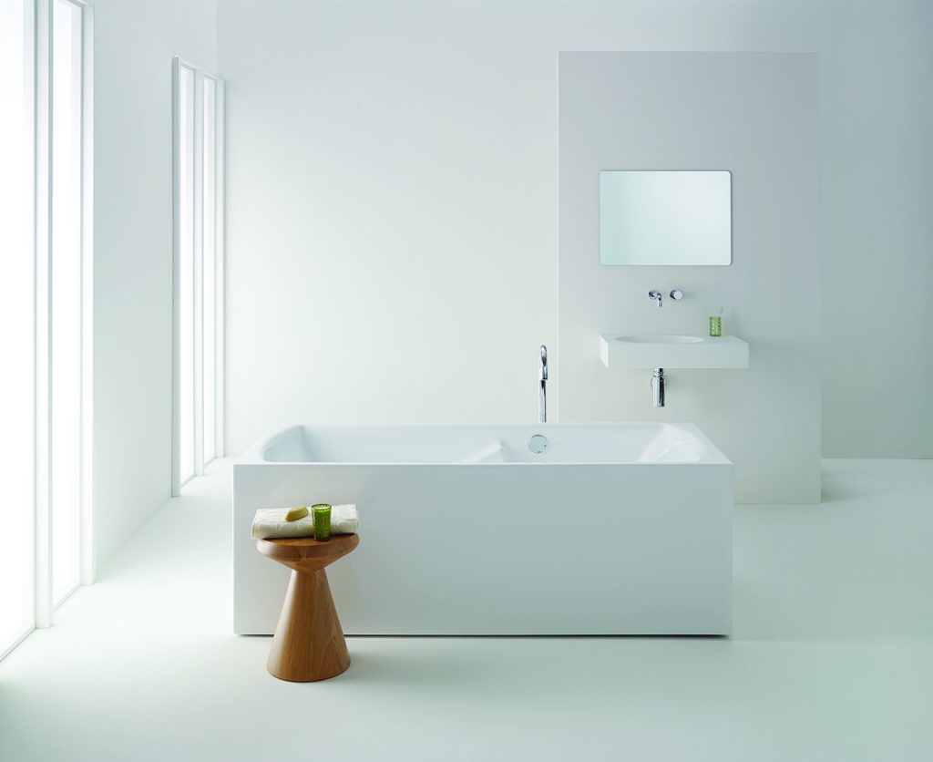 Ergobath-Classic-with-Arki-700-basin-1024x836