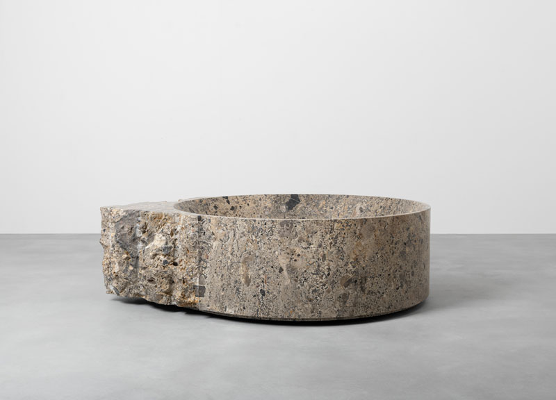 Vaselli_Cleft-Round-Balnea-bathtub_DAD1369