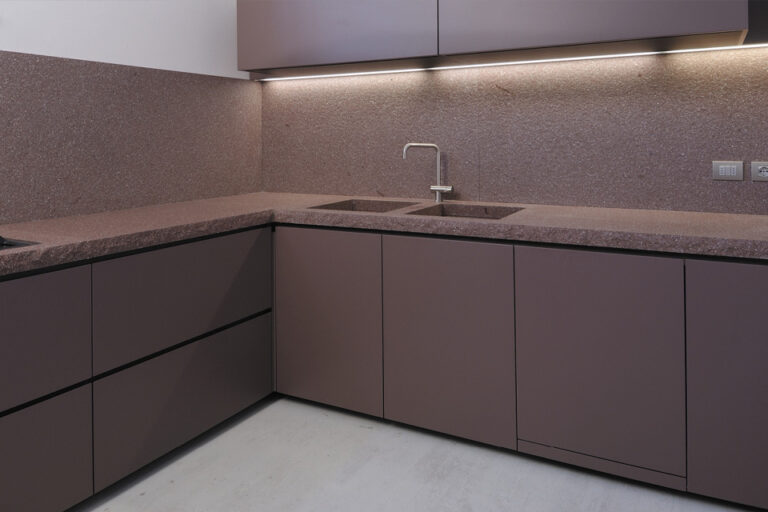 minotticucine-by-asso-group-red-atelier-purity-luxury-indoor-kitchen