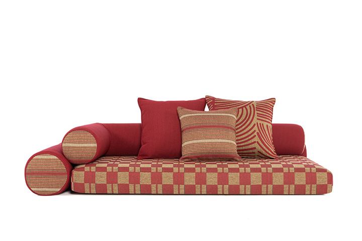 Jwana Hamdan Luxury outdoor furniture collection - The Wandering Majlis - Majlis on the floor