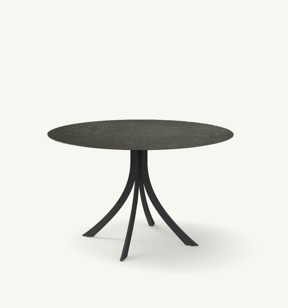 C935_R-web