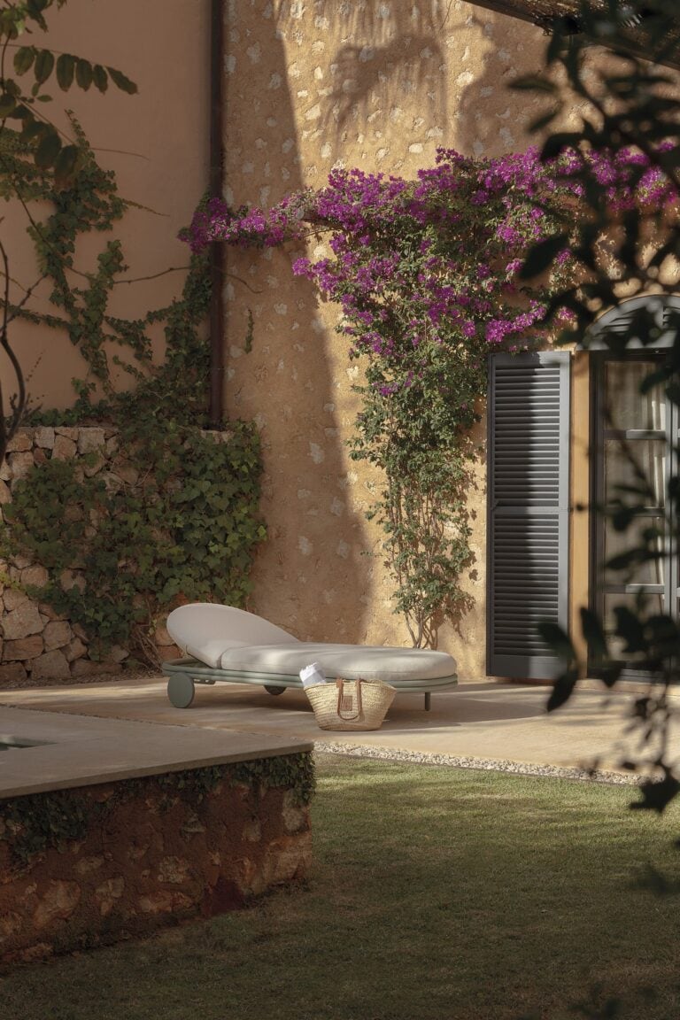 cask-chaise-longue-norm-architects-expormim-furniture-outdoor-05-scaled