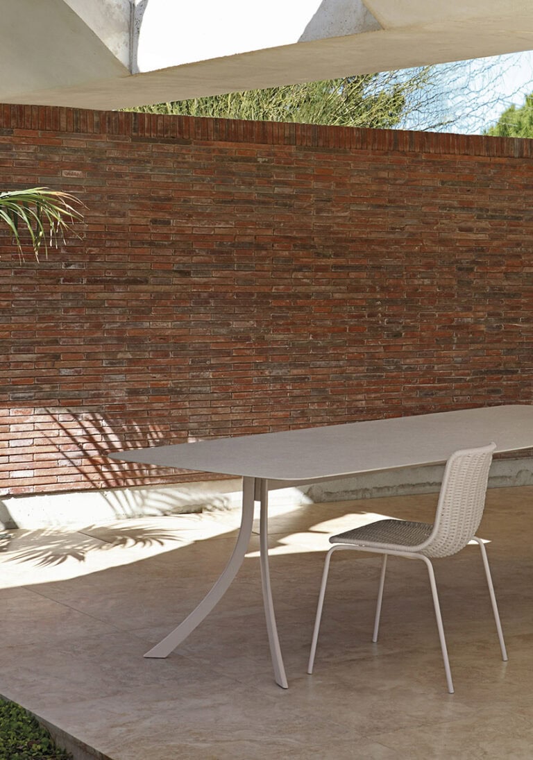 expormim-furniture-falcata-outdoor-lievore-altherr-molina-04