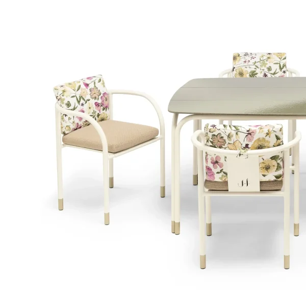 Jwana Hamdan Outdoor Dining Table-Alì_1200x1200_carosello3