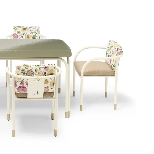 Jwana Hamdan Outdoor Dining Table Alì_1200x1200_carosello4