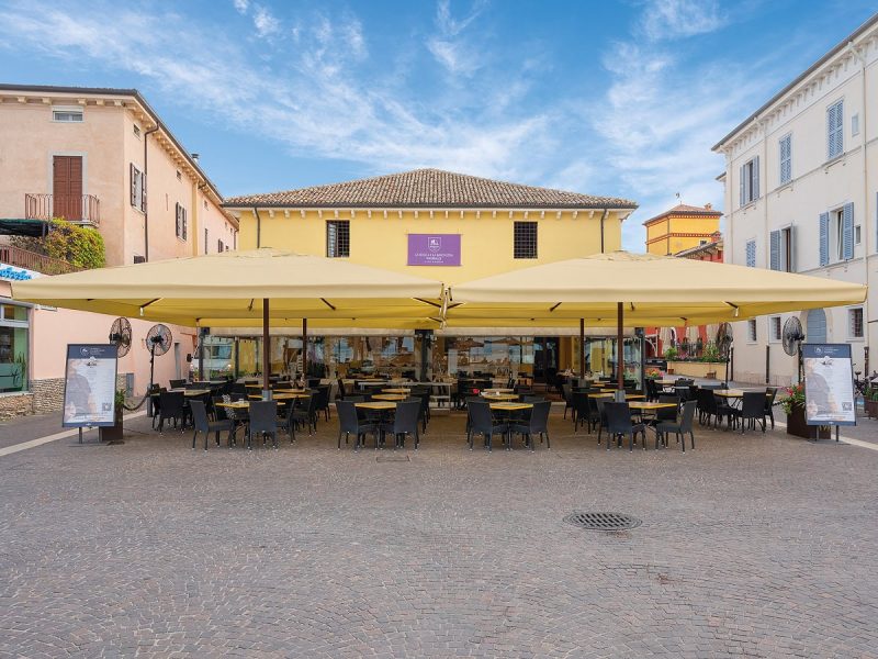 Poggesi Umbrellas-Magnum-Centre Telescopic pole umbrellas-Purity outdoor luxury accessories