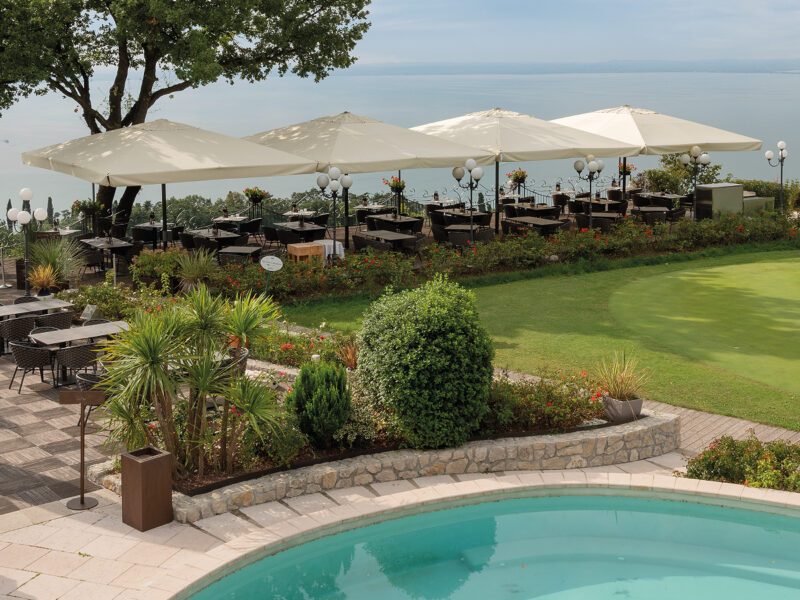 Poggesi Umbrellas-Magnum-Centre Telescopic pole umbrellas-Purity outdoor luxury accessories(1)