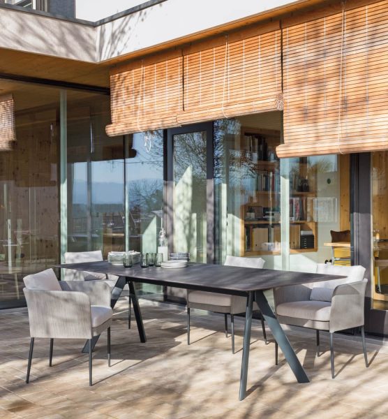 atrivm-dining-table-manel-molina-expormim-furniture-outdoor-04-1