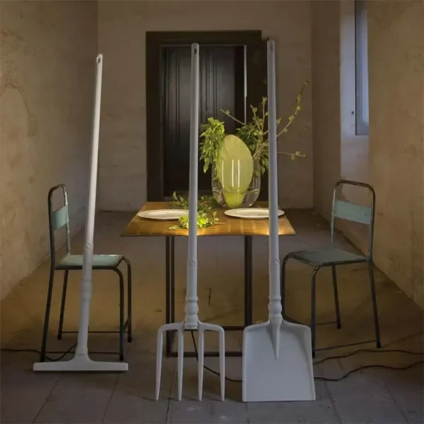 floor-lamp-tobia-karman