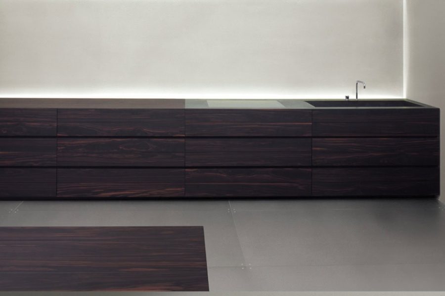 minotticucine-by-asso-group-ebony-gandhara-purity-luxury-indoor-kitchen